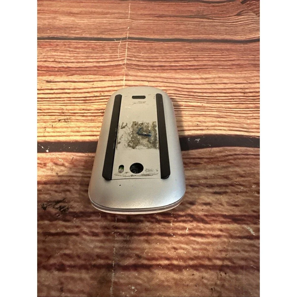 Genuine Apple A1296 White Wireless Bluetooth Magic Mouse - WORKING